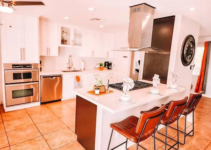 Pool Heat Pet Friendly Villa Glendale